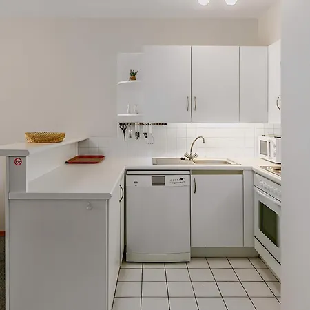 Apartment T Pand C 0408 P 47 *